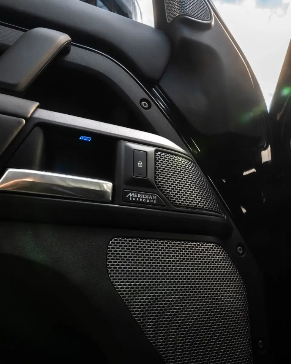 1 DAY DEFENDER MOTOR CULTURE AUSTRALIA IMAGE (5)